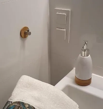 Bursztynowy Modern Tower *