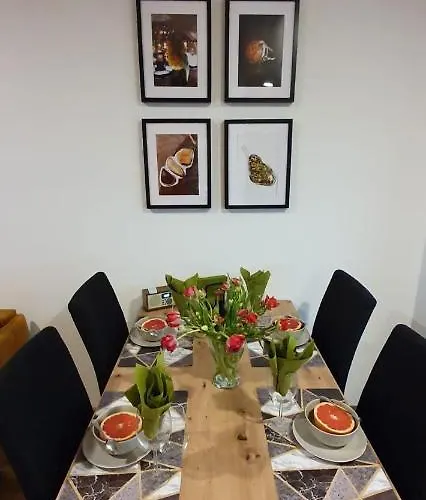 Bursztynowy Modern Tower Gdynia